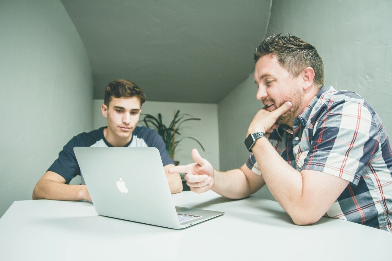 數位轉型提高企業敏捷性 - Photo by Kenny Eliason on Unsplash